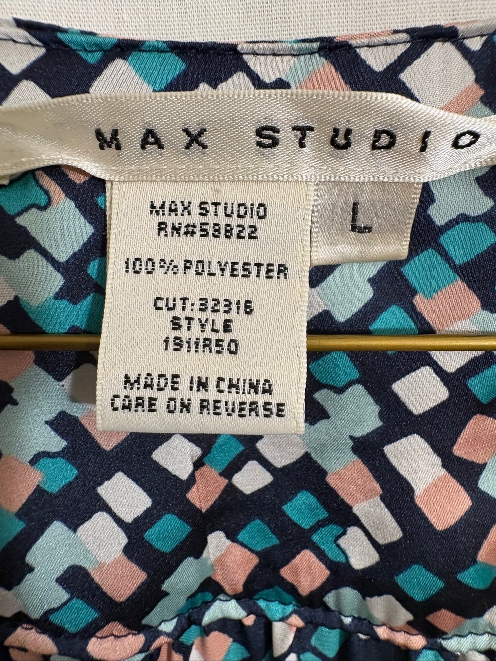 Max Studio Large Abstract Geometric Tie Front Flutter Sleeve Dress - Picture 4 of 5